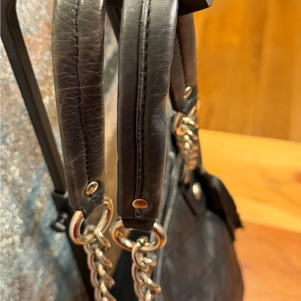 Laura Ashley y2k Vintage Quilted Tote with Silver tone‎ chain/leather strap
